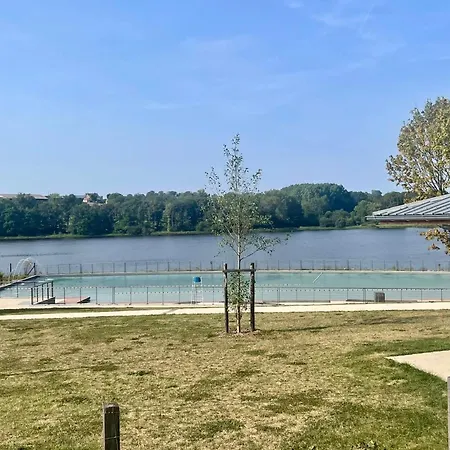 Familial Dans Avec Etang De Peche - Fr-1-489-405 * Treignat