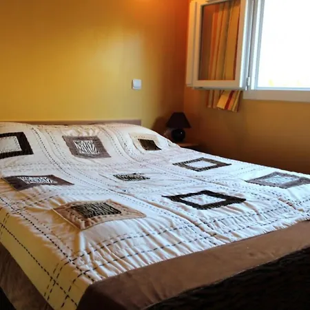 Casa vacanze Familial Avec Terrasse à - Fr-1-489-405 Treignat