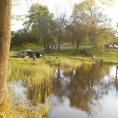 Ferienhaus Familial Dans Avec Etang De Peche - Fr-1-489-405