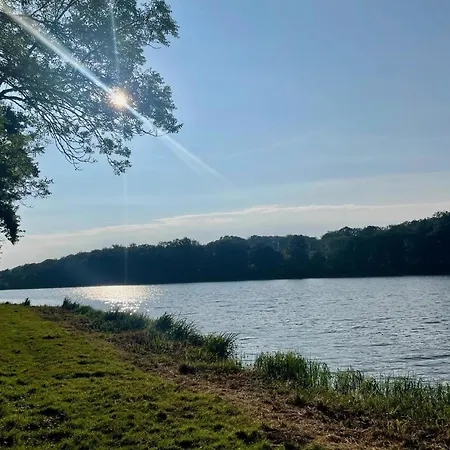 Familial Dans Avec Etang De Peche Landhaus *